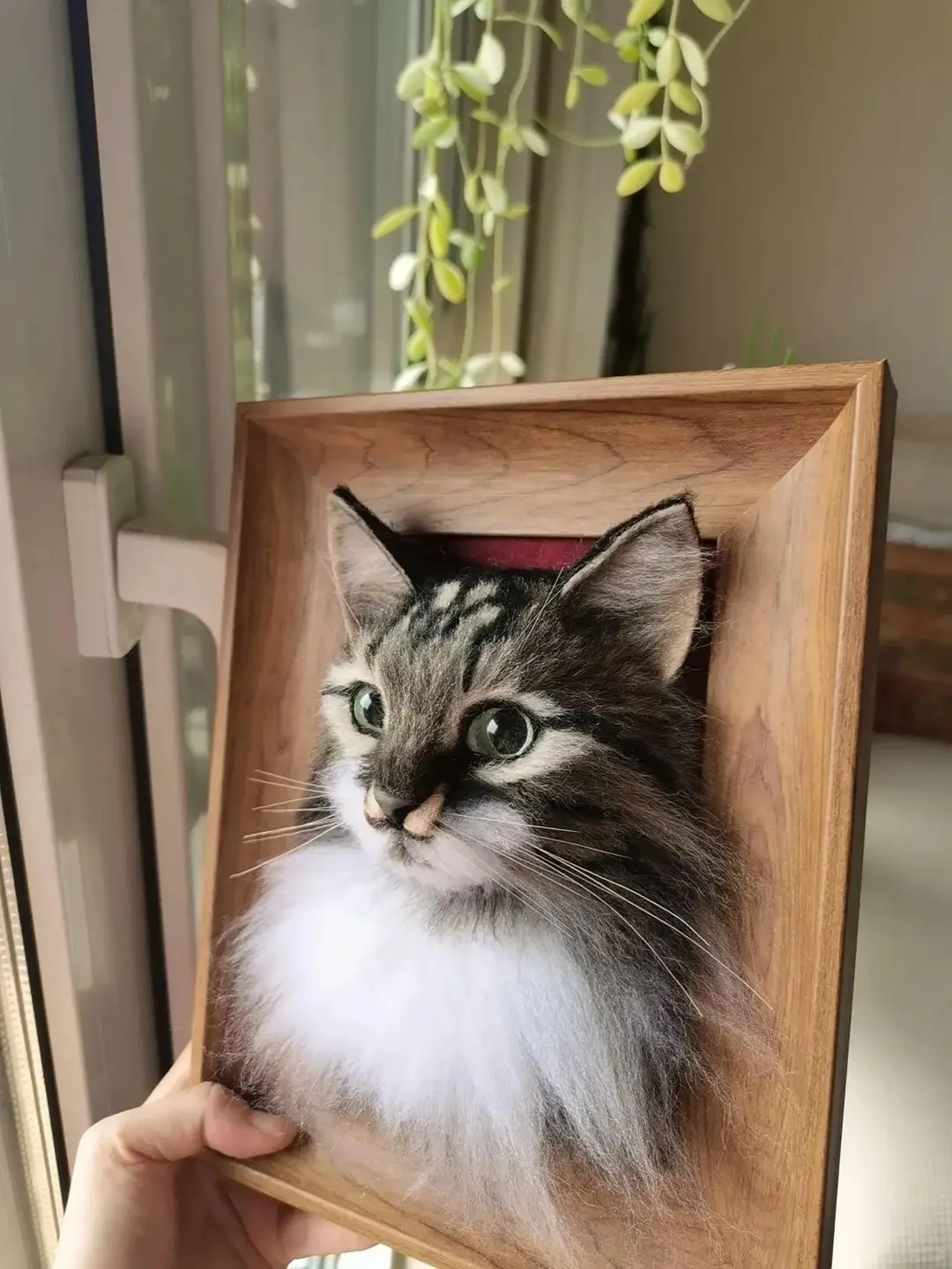 Custom Needle Felted Cat Portrait - 3D Wool Pet Replica in Wooden Frame